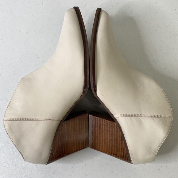 Seychelles Fancy Affair Pointed Toe Western Bootie Mule Off White Stack Heel - Picture 9 of 16